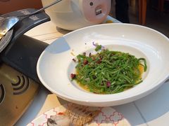 -阿瓦山寨·湘菜现炒·剁椒鱼头王(咸阳总店)