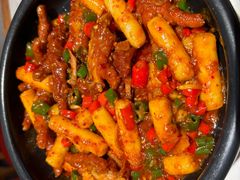 -渝是乎酸菜鱼·川渝小炒(新世界百货望京店)