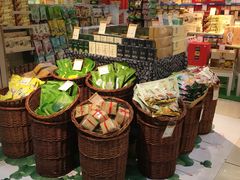 -世纪联华超市(凤起店)