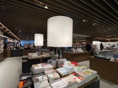 -茑屋书店(天目里店)