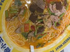 -粉小主·贵州酸汤牛肉粉(南京仙林金鹰店)