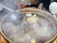 -威邵鸡煲(西华路总店)