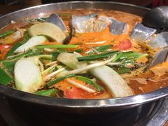 -亮欢寨酸汤鱼(沙冲路店)