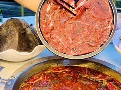 -茅草房·河畔园林火锅