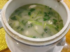 -正宗鸡饭粤香酒家(朱村店)