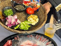 -刘姐啤酒鱼民族演艺餐厅(西街总店)