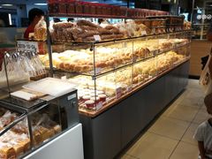 面包甜点陈列柜-BreadTalk面包新语·烘焙蛋糕(中心书城店)