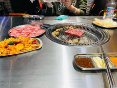 -马路牙子烧烤音乐酒馆(望京店)