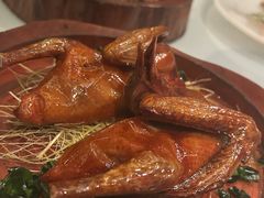 果木烟熏乳鸽-巴黎轩(澳门巴黎人店)