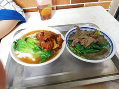 牛腩猪肠河粉-珍珍小食店(西华路店)
