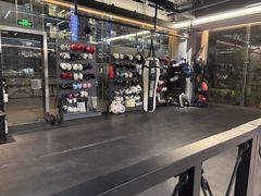 -威克健身游泳(万菱汇店)