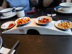 -凤凰湘语·平价海鲜餐厅(浦东旗舰店)