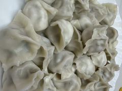 -鑫渔港海鲜本地菜·山海关浑锅(东戴河店)