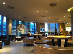 大堂-星巴克(夏日百货店)
