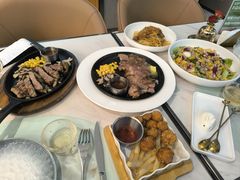 -悦荟牛排餐厅(萨尔图万达店)