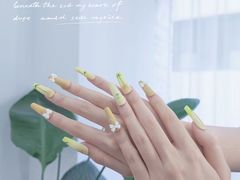 -群丽化妆摄影美甲纹绣培训学校