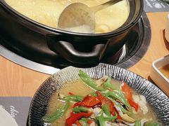 -一朵菌·野生菌探索家火锅(南亚店)