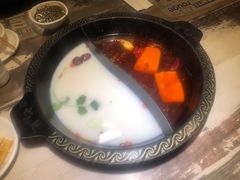 鸳鸯锅底-七秒鱼·斑鱼火锅(太阳城店)