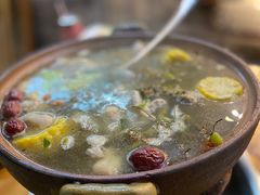 石橄榄炖鸡-洪大厨鸡煲(福田店)