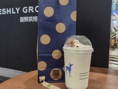 -瑞幸咖啡(凯德龙之梦莘庄店)