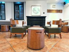 大堂-星巴克臻选(广州沙面店)