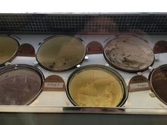 哈根达斯-339旋转餐厅(天府熊猫塔店)