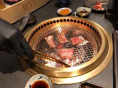 -铭牛烧肉·和牛海鲜自助(高新月牙湖店)