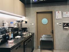 大堂-瑞幸咖啡(新生活广场紫金山路店)