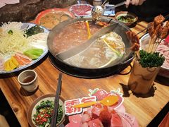 -周小明火锅(黑金冠社区店)