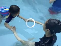 -IBOBI亲子游泳俱乐部(华侨城中心)