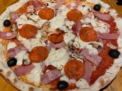 -JINNS锦时 steak&pizza(浸信会礼拜堂旧址店)
