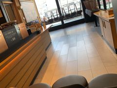 -星巴克臻选(华堂·新辰汇店)