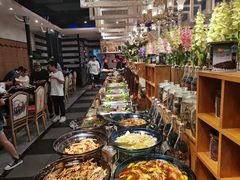 自助取餐区-大山炭火烤肉自助(百盛步行街广场店)
