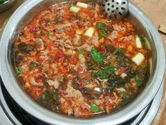 -黑竹沟新场牛肉火锅