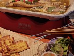 -神府路壹号·海鲜烧烤·砂锅粥·锅物(三坊七巷店)