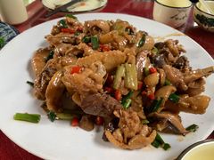 黄焖果园鸡-生态苑农庄(十里画廊遇龙河店)