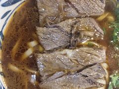 金牌红烧牛肉面-康师傅私房牛肉面(北京南站店)