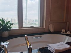 -广州富力丽思卡尔顿酒店