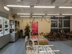 -无奔眼镜·蔡司·依视路授权店(马家堡店)