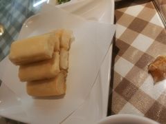 w大良炸鲜牛奶-新大咀港式茶餐厅(宝山万达店)