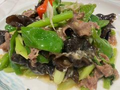 -犇逸·乐山跷脚牛肉·四川现炒(览海店)
