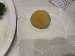 脆皮流沙包-麒茗餐厅·粤菜·宴会厅·海鲜(锦绣路店)