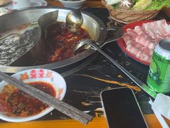 -憨孃孃·重庆老火锅(红山黑金店)