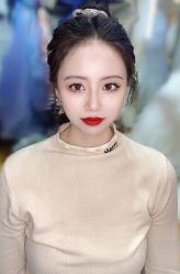 点击看大图 -爱伊人婚纱礼服美妆馆