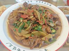 -鲁南仔·滕州炒鸡(经三路店)