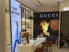 -J-Optical佳视明眼镜·蔡司视觉(青岛金茂览秀城店)