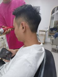 -巴伯尔男士理发馆