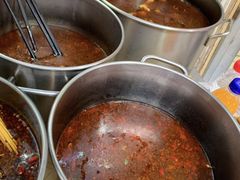 -梁老三麻辣鸡头总店