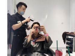 -LA BELLEZA倍丽莎美发沙龙
