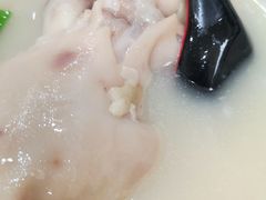 -雷祖芳老妈蹄花店